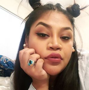 Meet your Posher, Denise